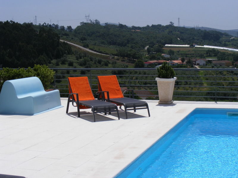 Casa Ceedina Bed And Breakfast & Beauty Batalha Dış mekan fotoğraf