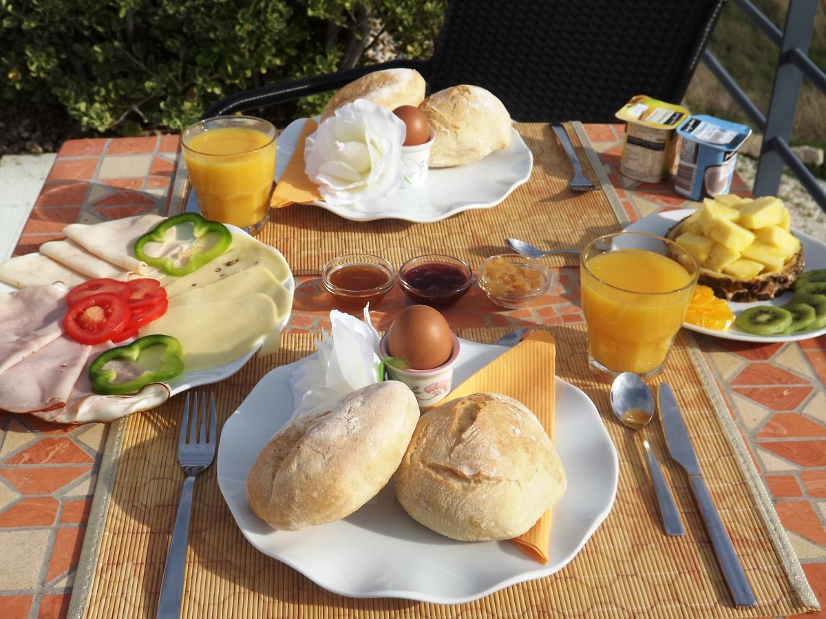 Casa Ceedina Bed And Breakfast & Beauty Batalha Dış mekan fotoğraf
