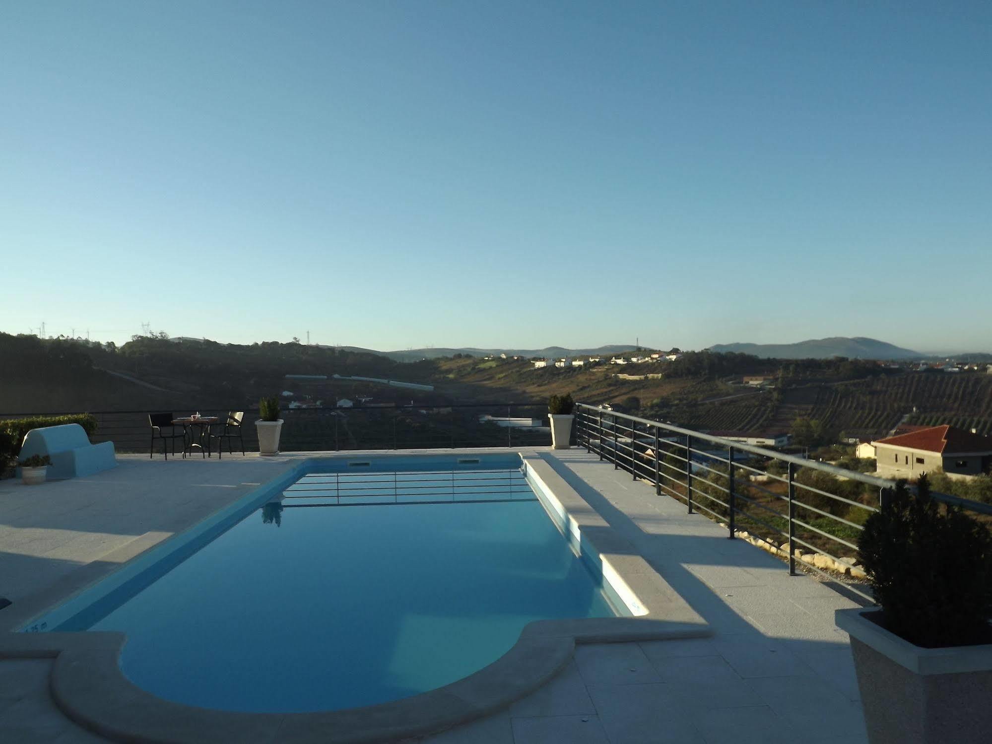Casa Ceedina Bed And Breakfast & Beauty Batalha Dış mekan fotoğraf