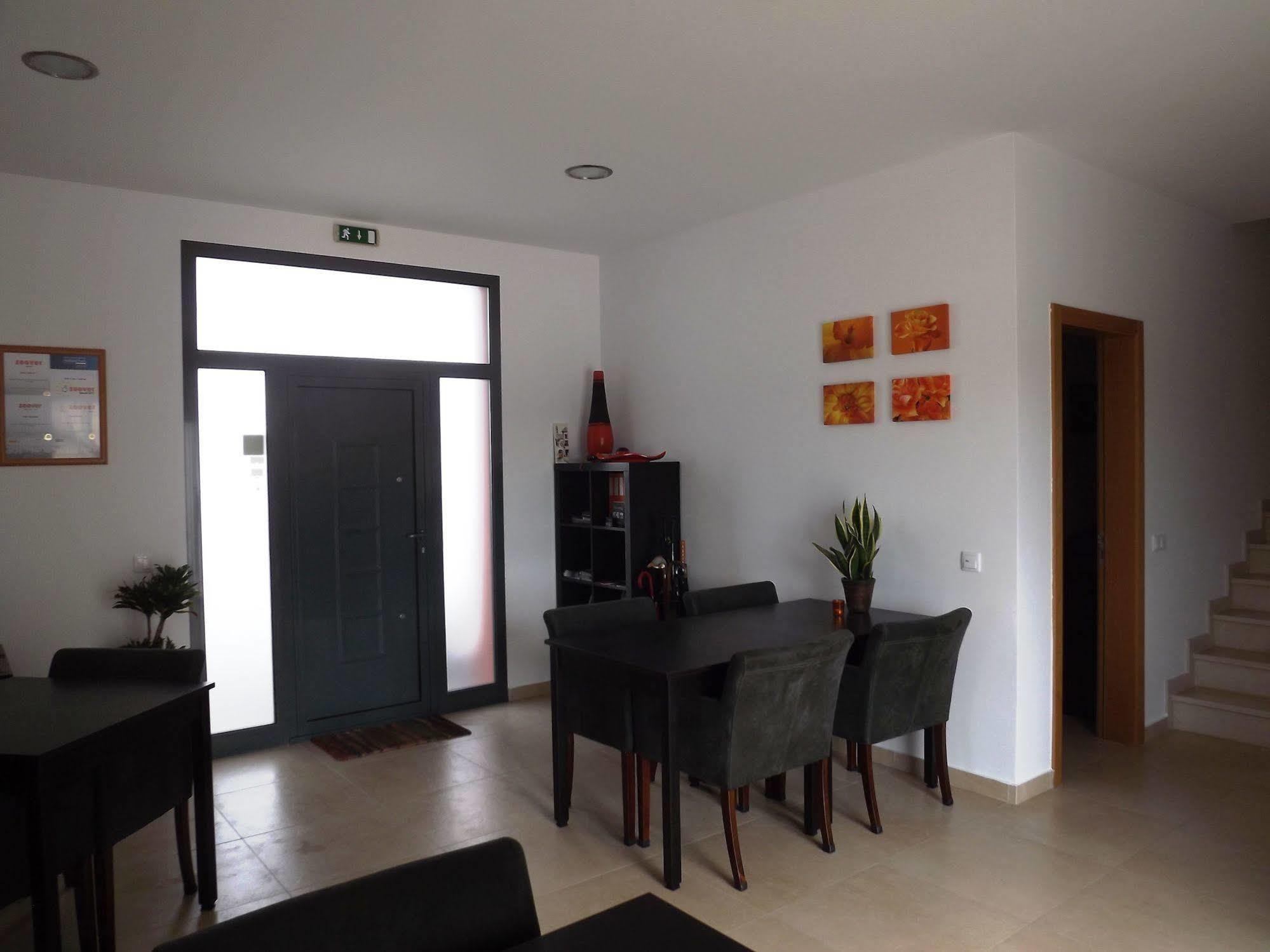 Casa Ceedina Bed And Breakfast & Beauty Batalha Dış mekan fotoğraf