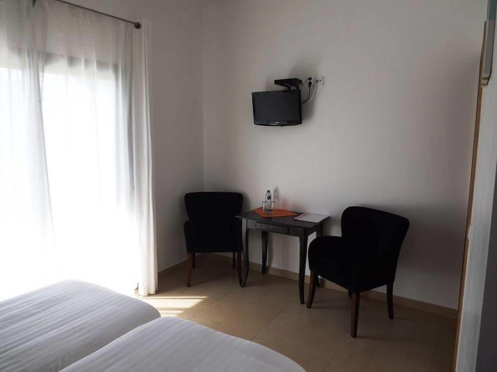 Casa Ceedina Bed And Breakfast & Beauty Batalha Dış mekan fotoğraf