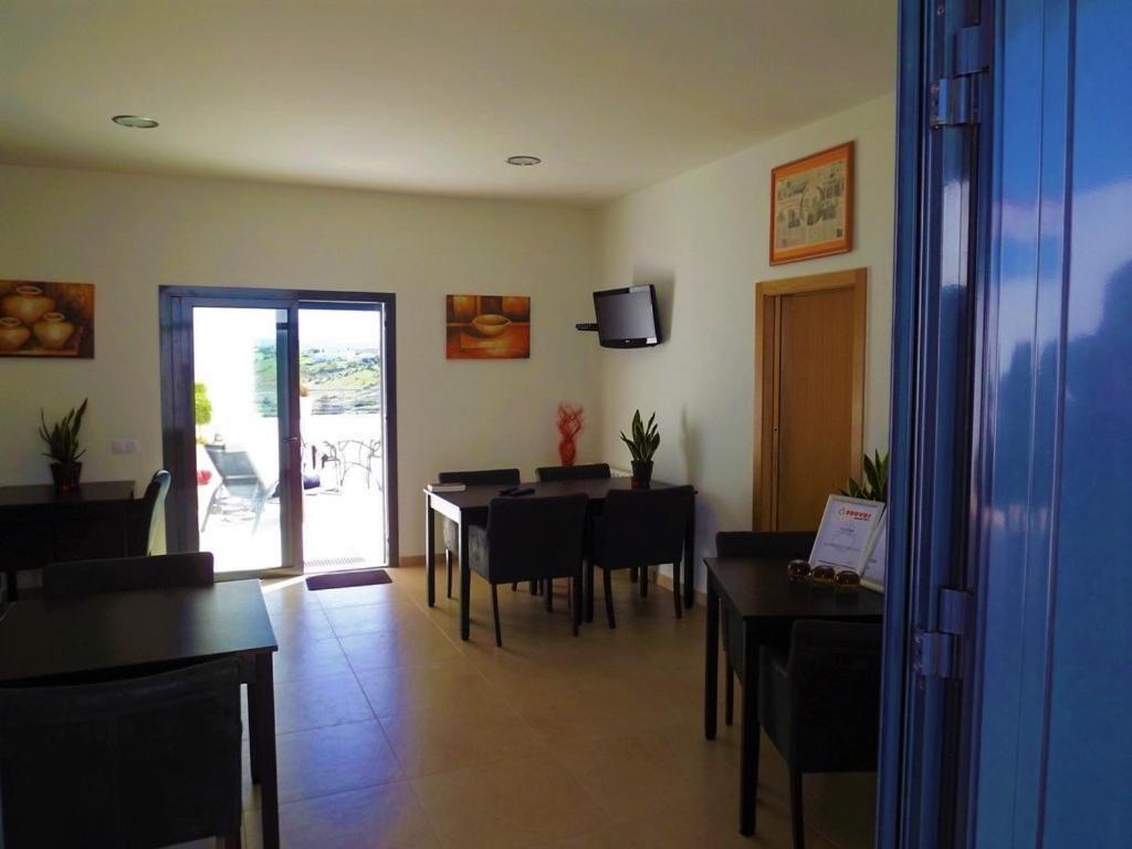 Casa Ceedina Bed And Breakfast & Beauty Batalha Dış mekan fotoğraf