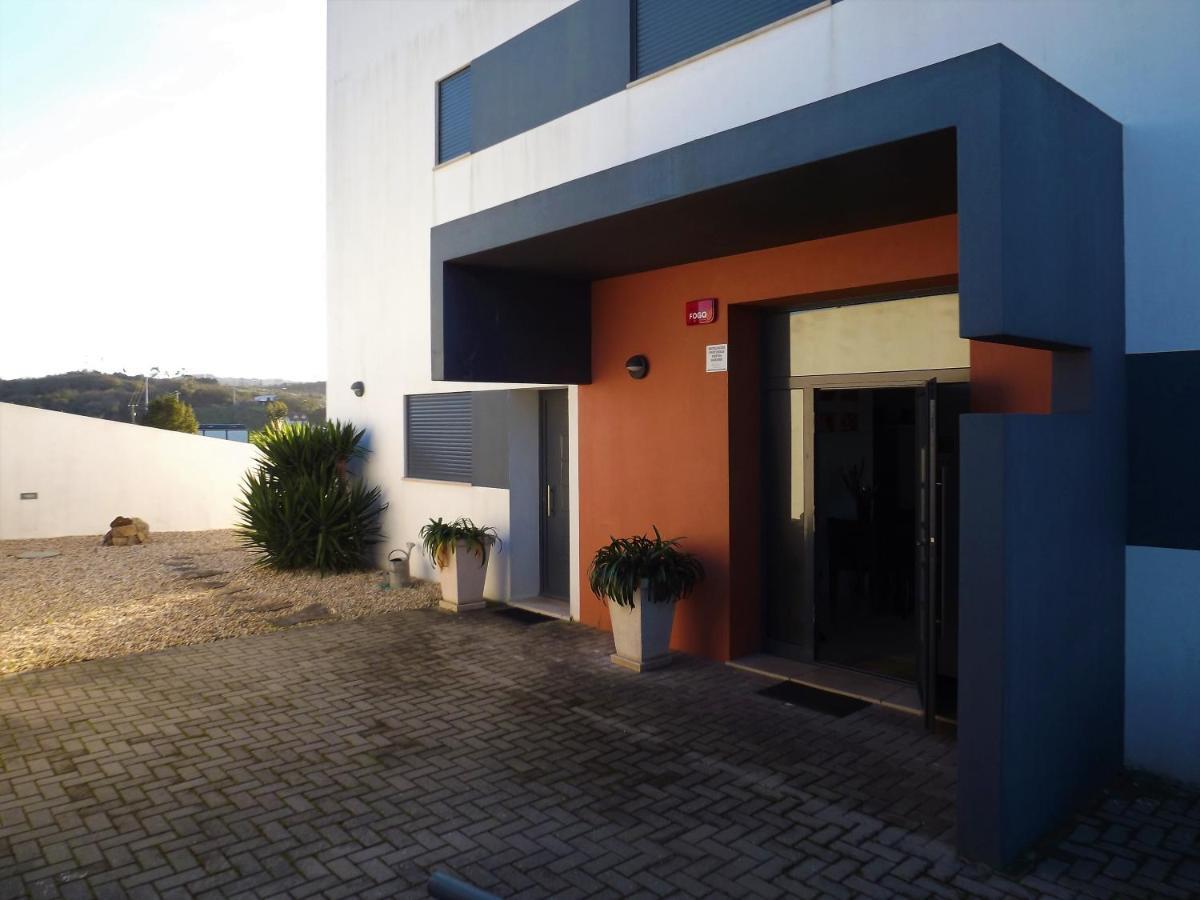 Casa Ceedina Bed And Breakfast & Beauty Batalha Dış mekan fotoğraf
