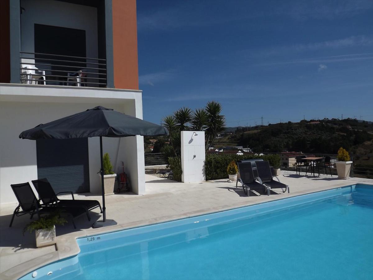 Casa Ceedina Bed And Breakfast & Beauty Batalha Dış mekan fotoğraf