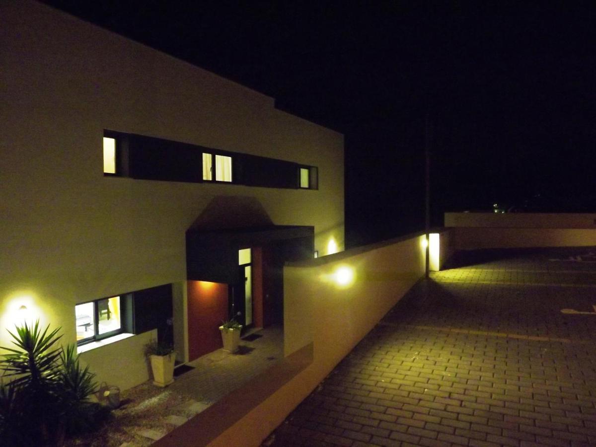 Casa Ceedina Bed And Breakfast & Beauty Batalha Dış mekan fotoğraf